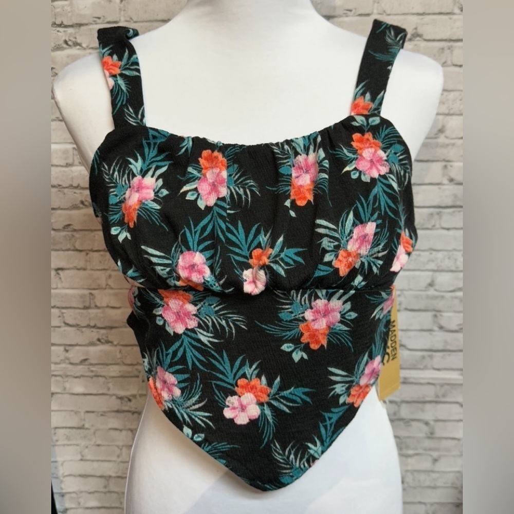 Madden NYC Women's Juniors XS/S/XXL Floral Sleeveless Crop Handkerchief Top NEW